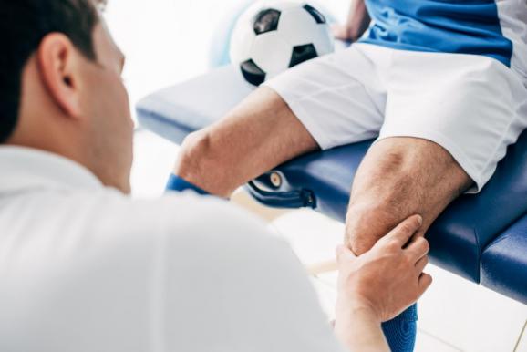 rééducation sportive séance kiné osteopathie